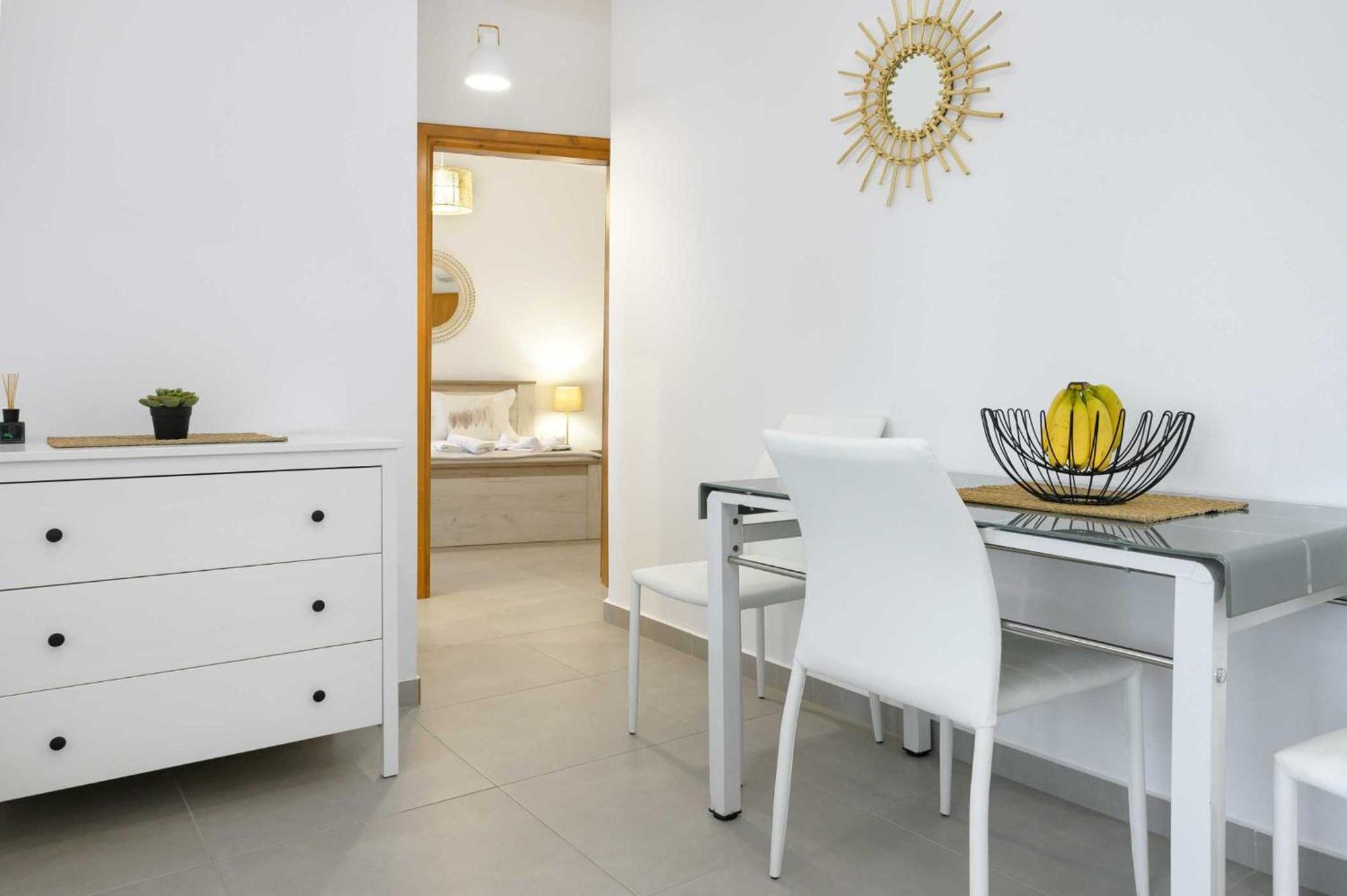 Komitsa Luxury Apartments Nea Roda Quarto foto